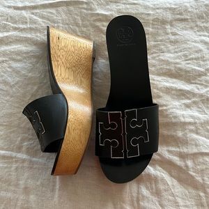 Tory Burch wedges. Lightly worn. Great condition! Size 7